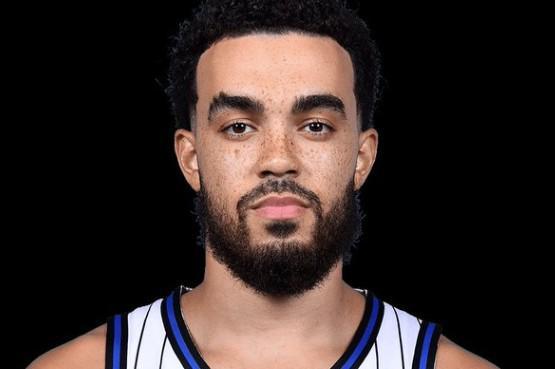 奇异果体育-Shams：黄蜂将泰鲁斯-琼斯送往独行侠，换来布拉纳姆